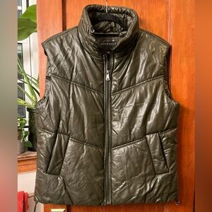 Bernardo Women’s Green Puffer Faux Leather Zip Front Vest Size Small